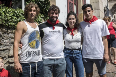 Fotogalería del cohete de inicio de las fiestas patronales de Bera