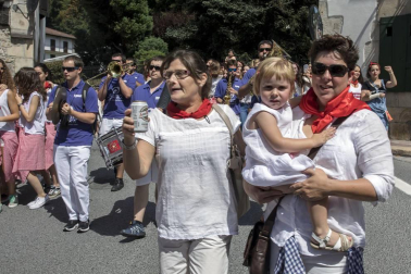 Fotogalería del cohete de inicio de las fiestas patronales de Bera
