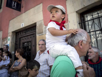 Fotogalería del cohete de inicio de las fiestas patronales de Bera