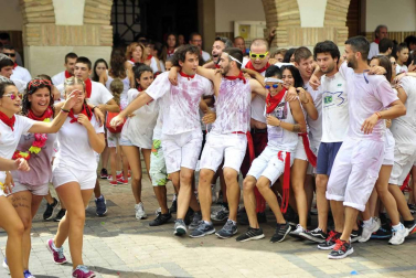 Imágenes del primer día de fiestas de la localidad.