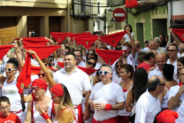 Imágenes del primer día de fiestas de la localidad.