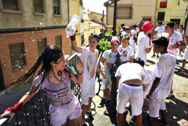Imágenes del primer día de fiestas de la localidad.