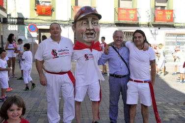 Imágenes del primer día de fiestas de la localidad.
