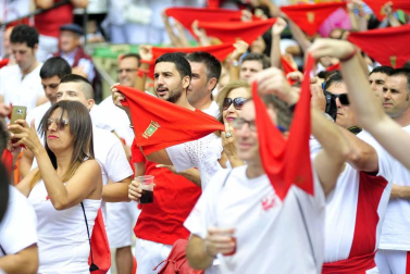 Imágenes del primer día de fiestas de la localidad.