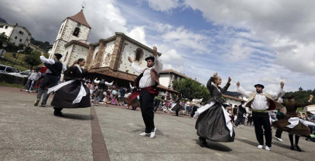 Sunbilla celebró su segundo día de fiestas patronales.