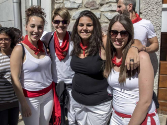 El chupinazo de fiestas de Aoiz en imágenes