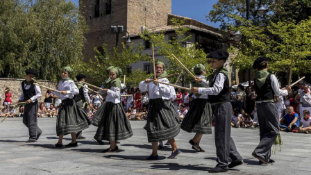 Día grande de las fiestas de Aoiz en honor a San Miguel