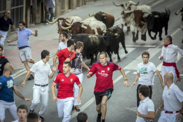 Segundo encierro de fiestas de Tafalla con la ganadería Macua 2017