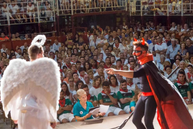 Imágenes de la procesión de San Roque y el Paloteado de las fiestas de Murchante