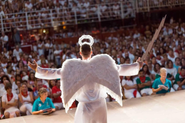 Imágenes de la procesión de San Roque y el Paloteado de las fiestas de Murchante