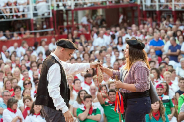 Imágenes de la procesión de San Roque y el Paloteado de las fiestas de Murchante