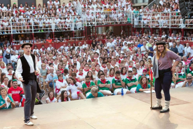 Imágenes de la procesión de San Roque y el Paloteado de las fiestas de Murchante