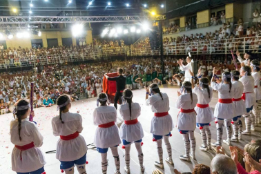 Imágenes de la procesión de San Roque y el Paloteado de las fiestas de Murchante