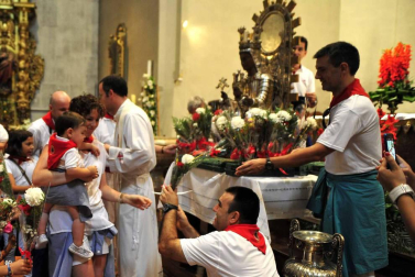 Imágenes del encierro y de diversos actos de la jornada dedicada a los niños.