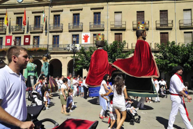 Imágenes del encierro y de diversos actos de la jornada dedicada a los niños.