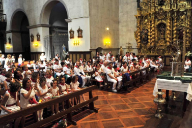 Imágenes del encierro y de diversos actos de la jornada dedicada a los niños.