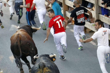 Imágenes del encierro y de diversos actos de la jornada dedicada a los niños.