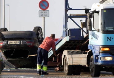 Una mujer que estaba ingresada en el hospital Joan XXIII de Cambrils ha muerto este viernes, lo que eleva a 14 el número de fallecidos en los ataques terroristas en Cataluña.
