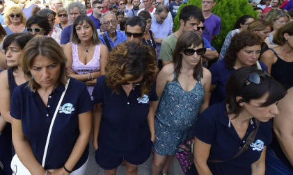 Una mujer que estaba ingresada en el hospital Joan XXIII de Cambrils ha muerto este viernes, lo que eleva a 14 el número de fallecidos en los ataques terroristas en Cataluña.
