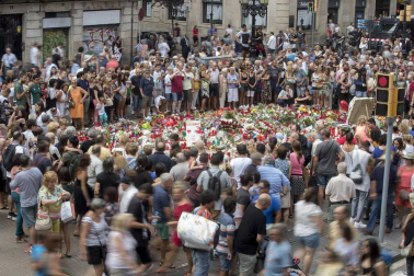 Imágenes de las dos ciudades, que tratan de recuperar la normalidad tras los ataques.