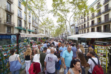 Imágenes de las dos ciudades, que tratan de recuperar la normalidad tras los ataques.
