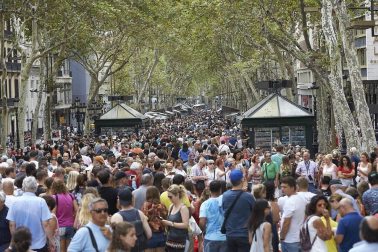 Imágenes de las dos ciudades, que tratan de recuperar la normalidad tras los ataques.