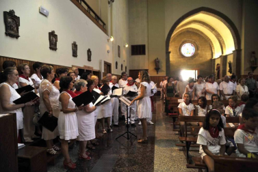 Imágenes de la procesión en honor a San Bartolomé en Marcilla.