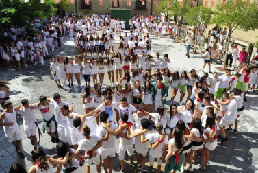 Imágenes del cohete de fiestas de Pitillas