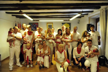 Imágenes del cohete de fiestas de Pitillas