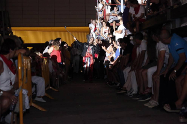 El paloteado de fiestas de San Bartolmé en Ribaforada