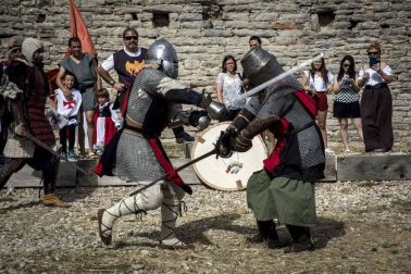 Imágenes de la fiesta medieval en Tiebas.