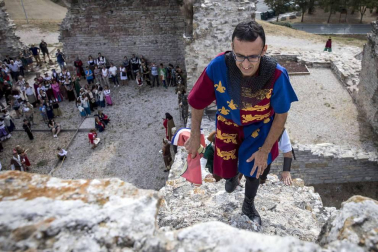 Imágenes de la fiesta medieval en Tiebas.