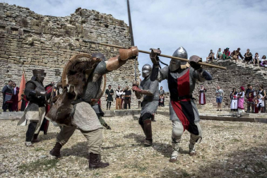 Imágenes de la fiesta medieval en Tiebas.