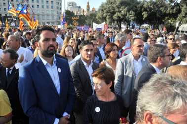 El lema 'No tinc por' preside la manifestación por los atentados en Cataluña