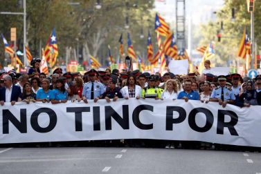 El lema 'No tinc por' preside la manifestación por los atentados en Cataluña