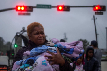 Harvey deja lluvias "mortales" en Texas