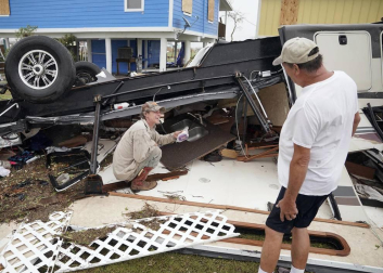 Harvey deja lluvias "mortales" en Texas