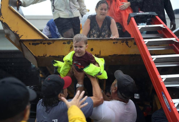 Harvey deja lluvias "mortales" en Texas