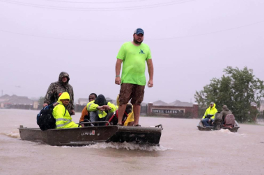 Harvey deja lluvias "mortales" en Texas