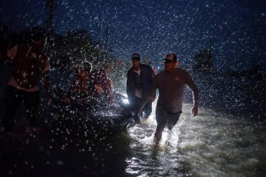 Harvey deja lluvias "mortales" en Texas