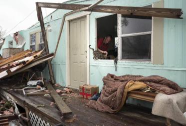 Harvey deja lluvias "mortales" en Texas
