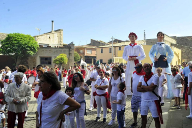 Imágenes del cohete de fiestas en Murillo del Fruto
