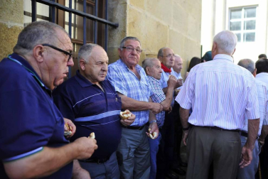 Imágenes del cohete de fiestas en Murillo del Fruto