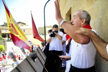 Imágenes del cohete de fiestas en Murillo del Fruto
