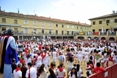 Imágenes del cohete de Caparroso.