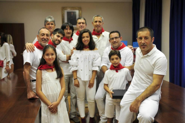 El cohete dio comienzo a las fiestas de Peralta 2017