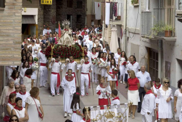 Imágenes de la procesión en honor a la Virgen de la Nieva.