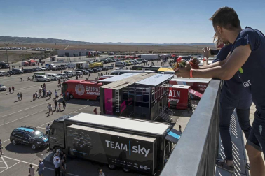 Imágenes del paso de La Vuelta por el Circuito de los Arcos