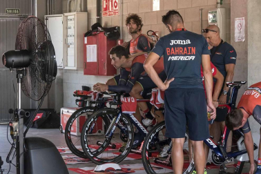 Imágenes del paso de La Vuelta por el Circuito de los Arcos