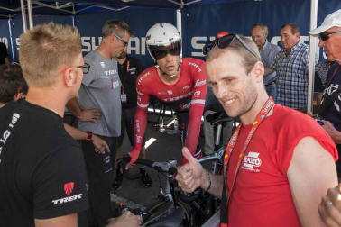 Imágenes del paso de La Vuelta por el Circuito de los Arcos